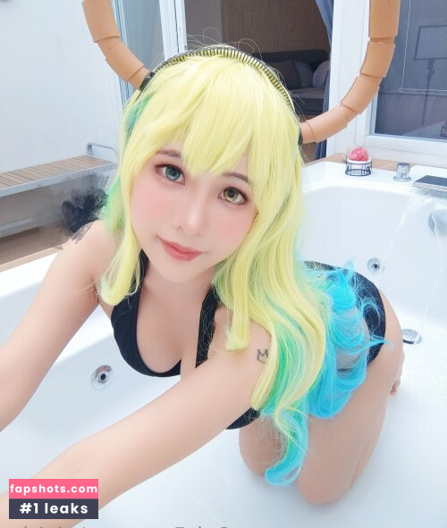 Minichu Thai Cosplayer gallery photo #692