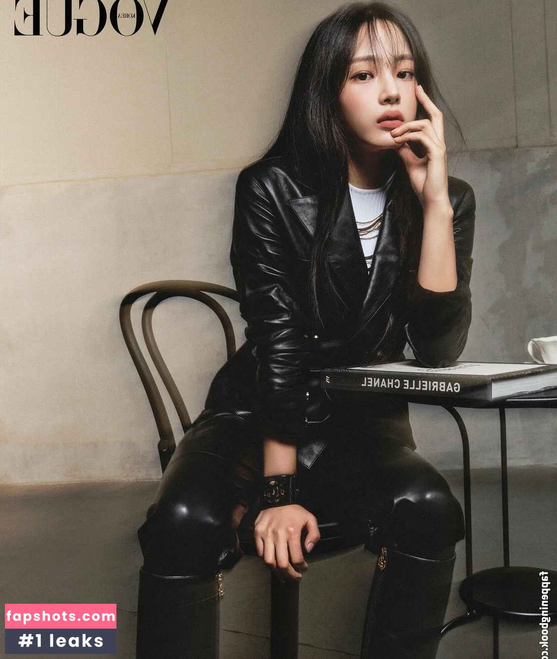 Minji gallery photo #106