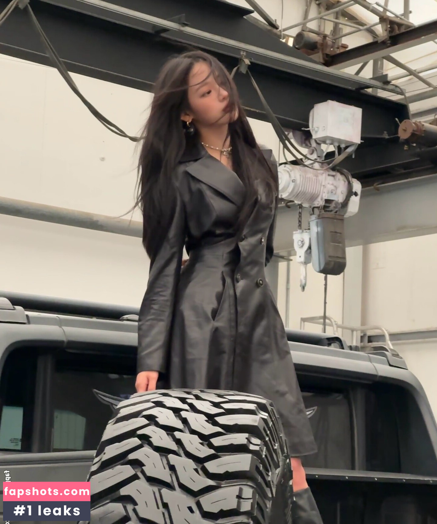 Minji gallery photo #108