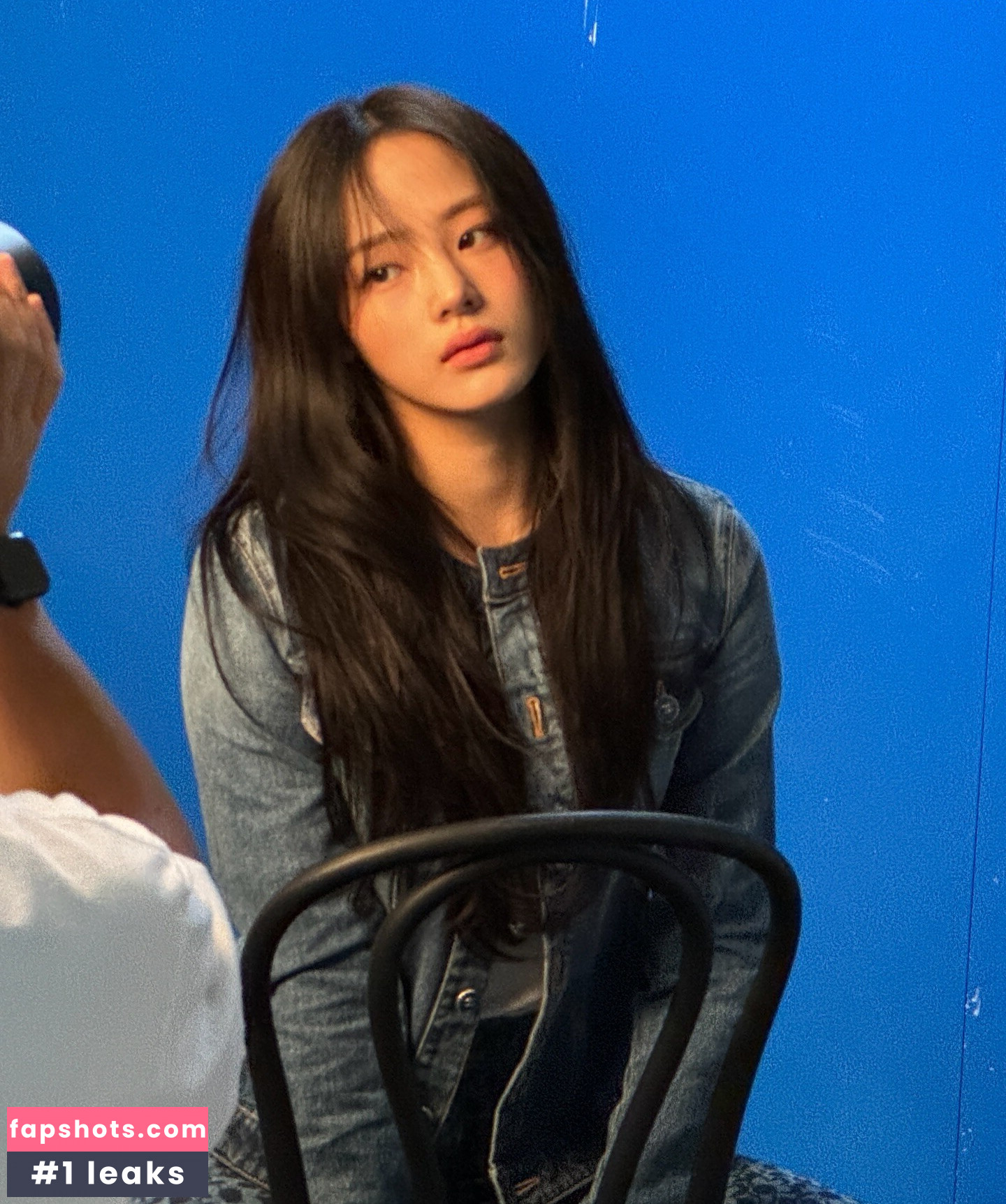 Minji gallery photo #114