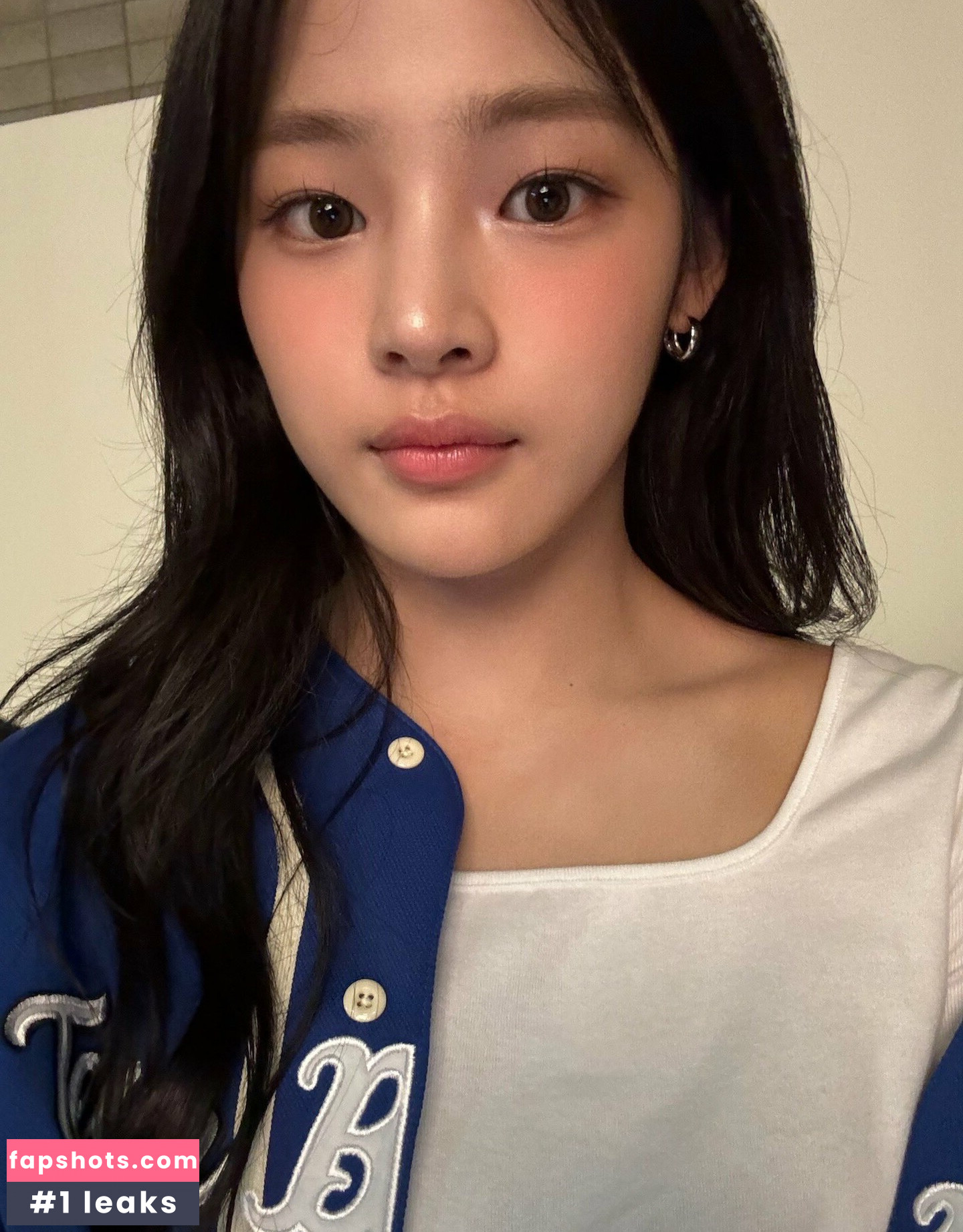 Minji gallery photo #123