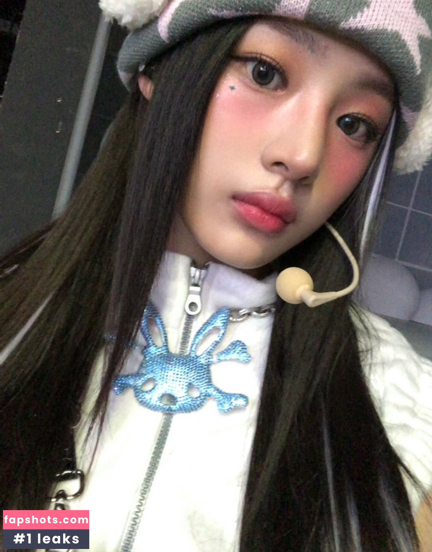 Minji gallery photo #124