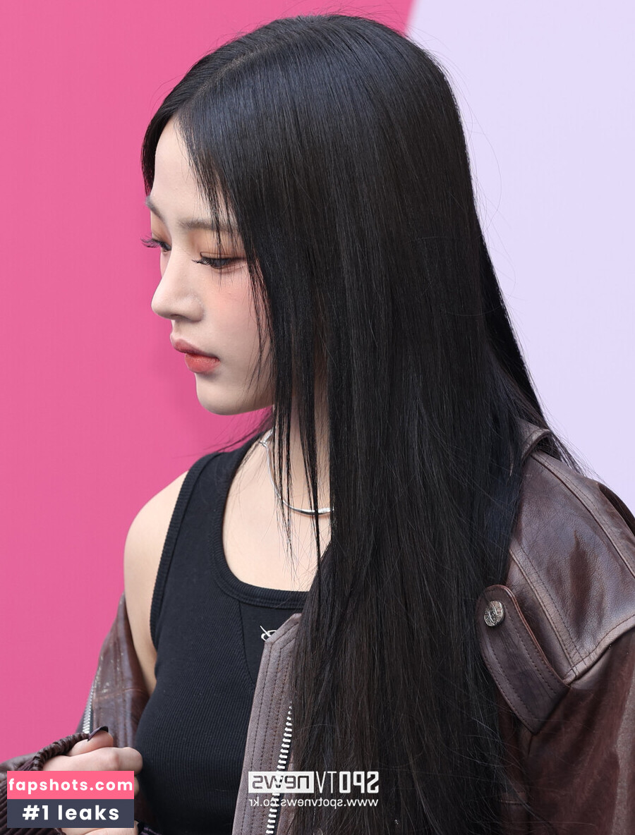 Minji gallery photo #150