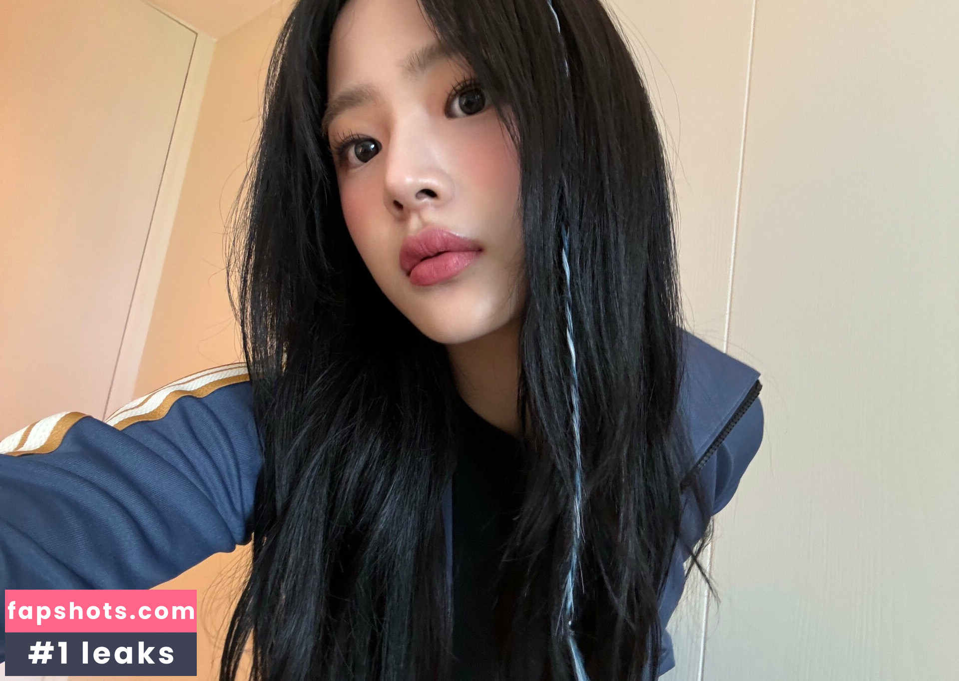 Minji gallery photo #151