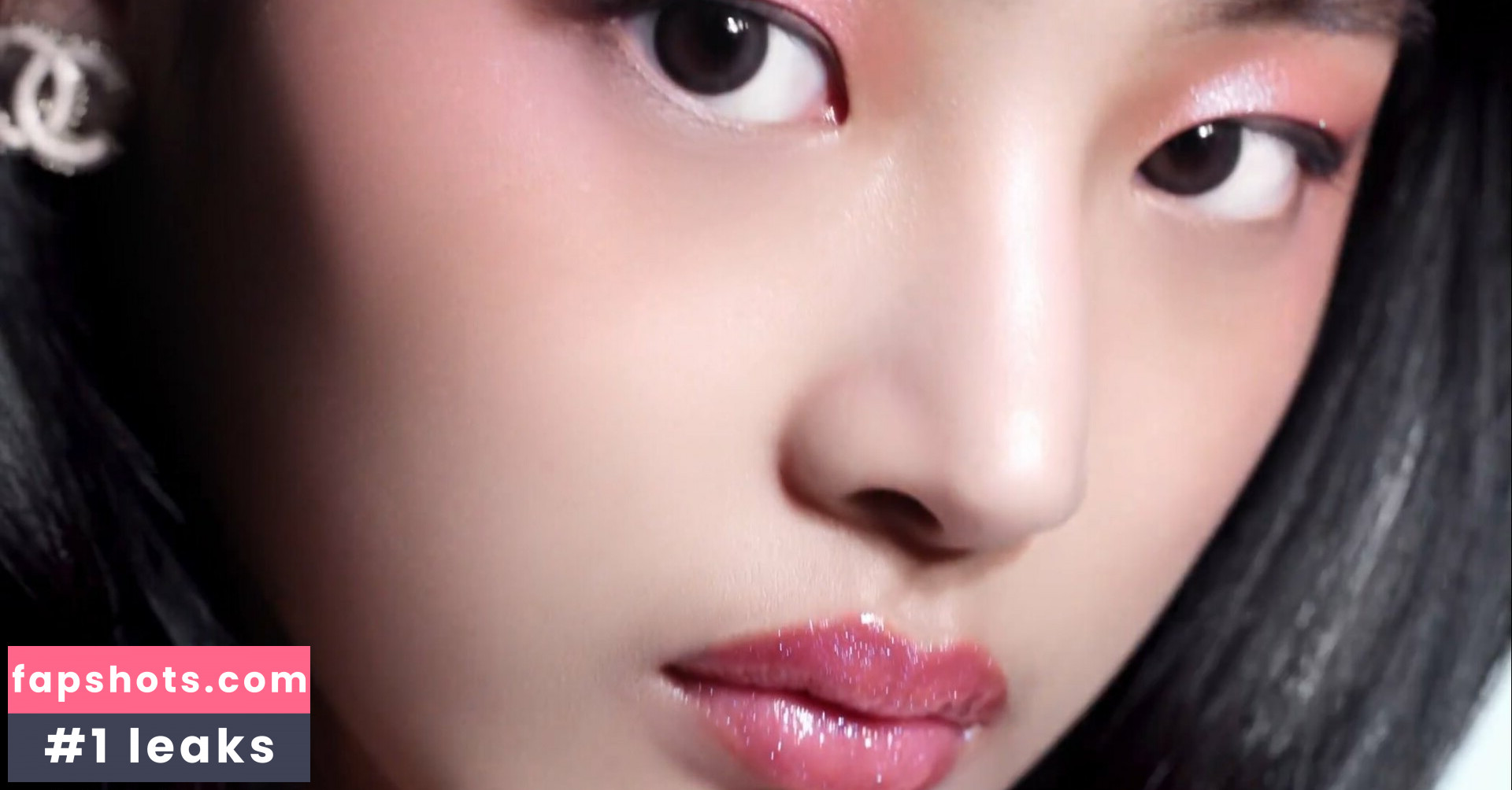 Minji gallery photo #29