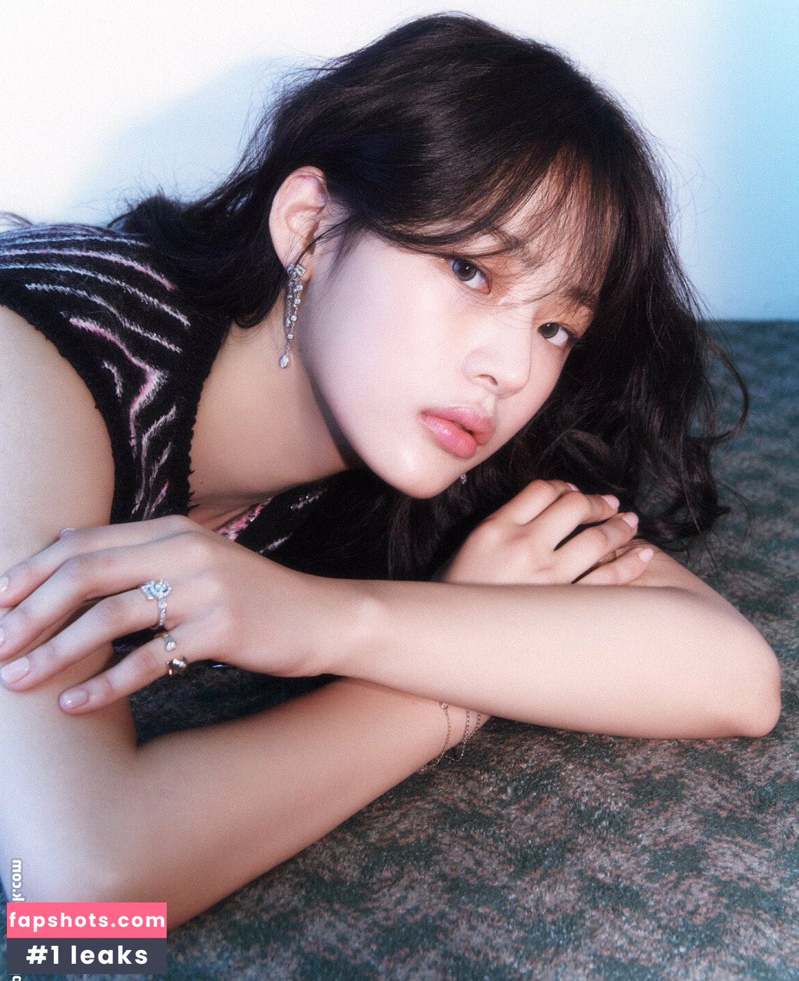 Minji gallery photo #41