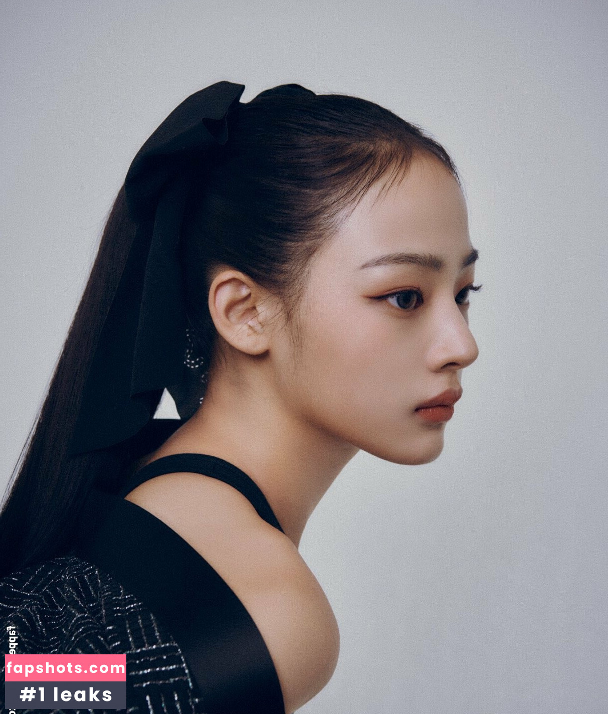 Minji gallery photo #43