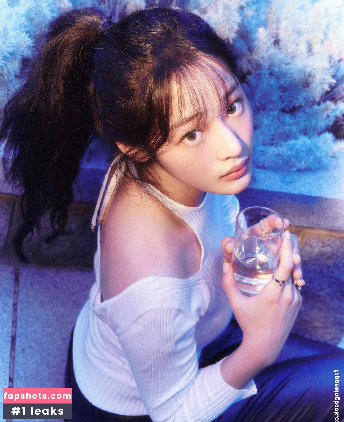 Minji gallery photo #51