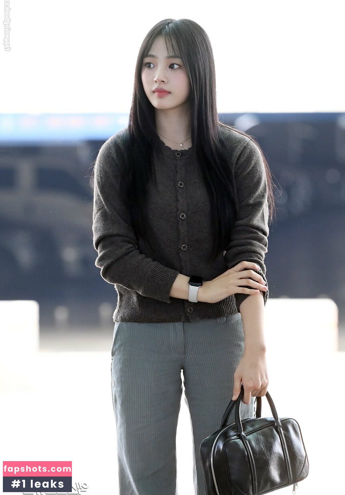 Minji gallery photo #75