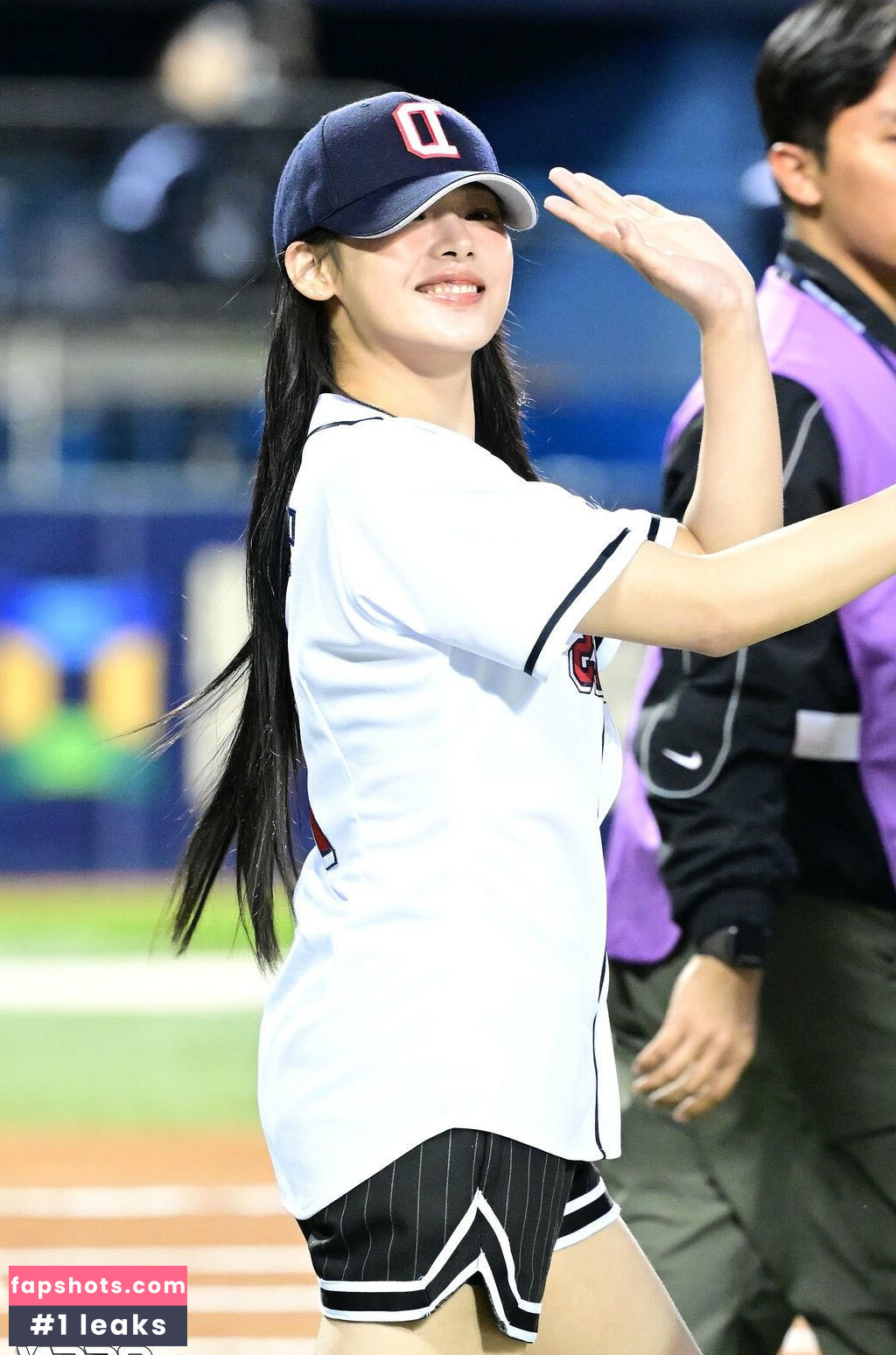 Minji gallery photo #88