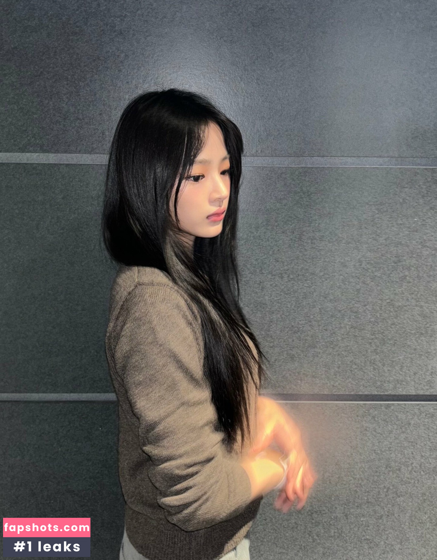 Minji gallery photo #94