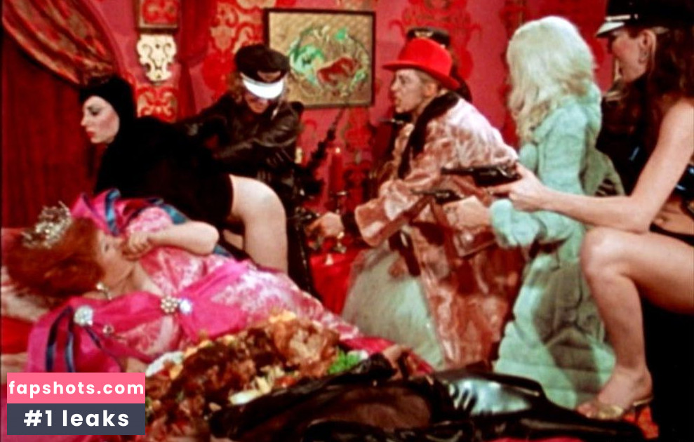 Mink Stole gallery photo #14