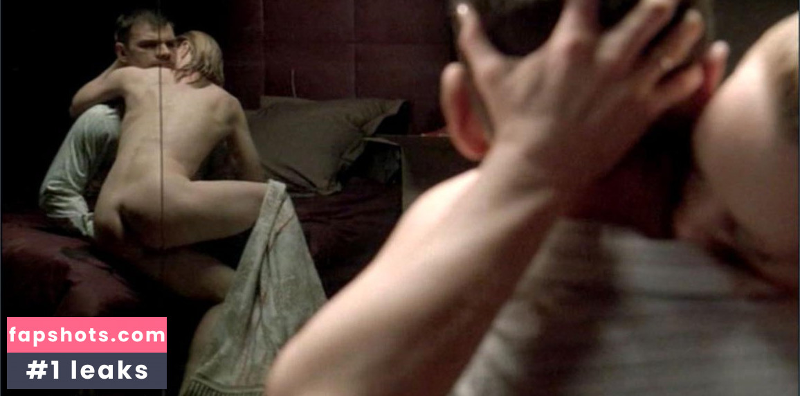 Minna Haapkylä gallery photo #24