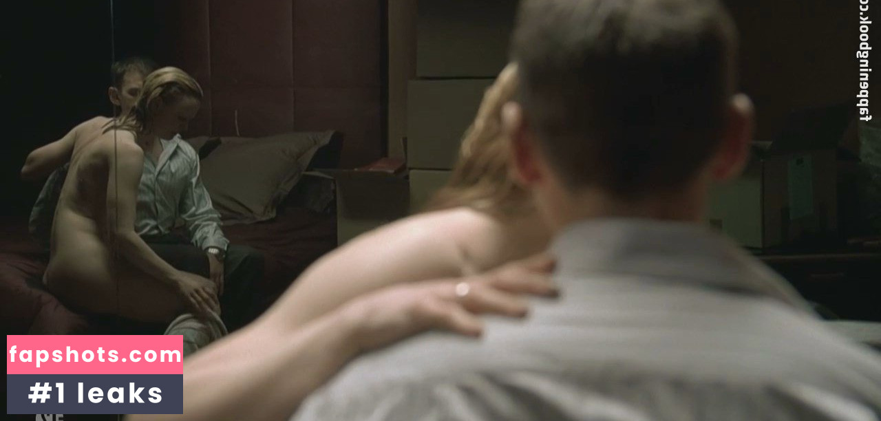 Minna Haapkylä gallery photo #4