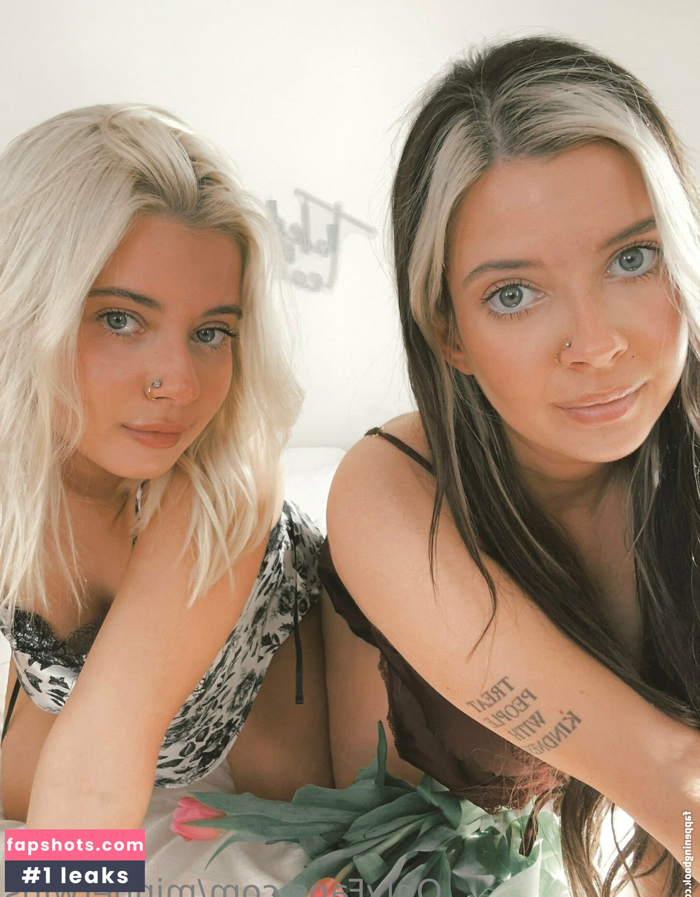 MinneTwins Nahé úniky fotek pouze od fanoušků #37 - Fapshots