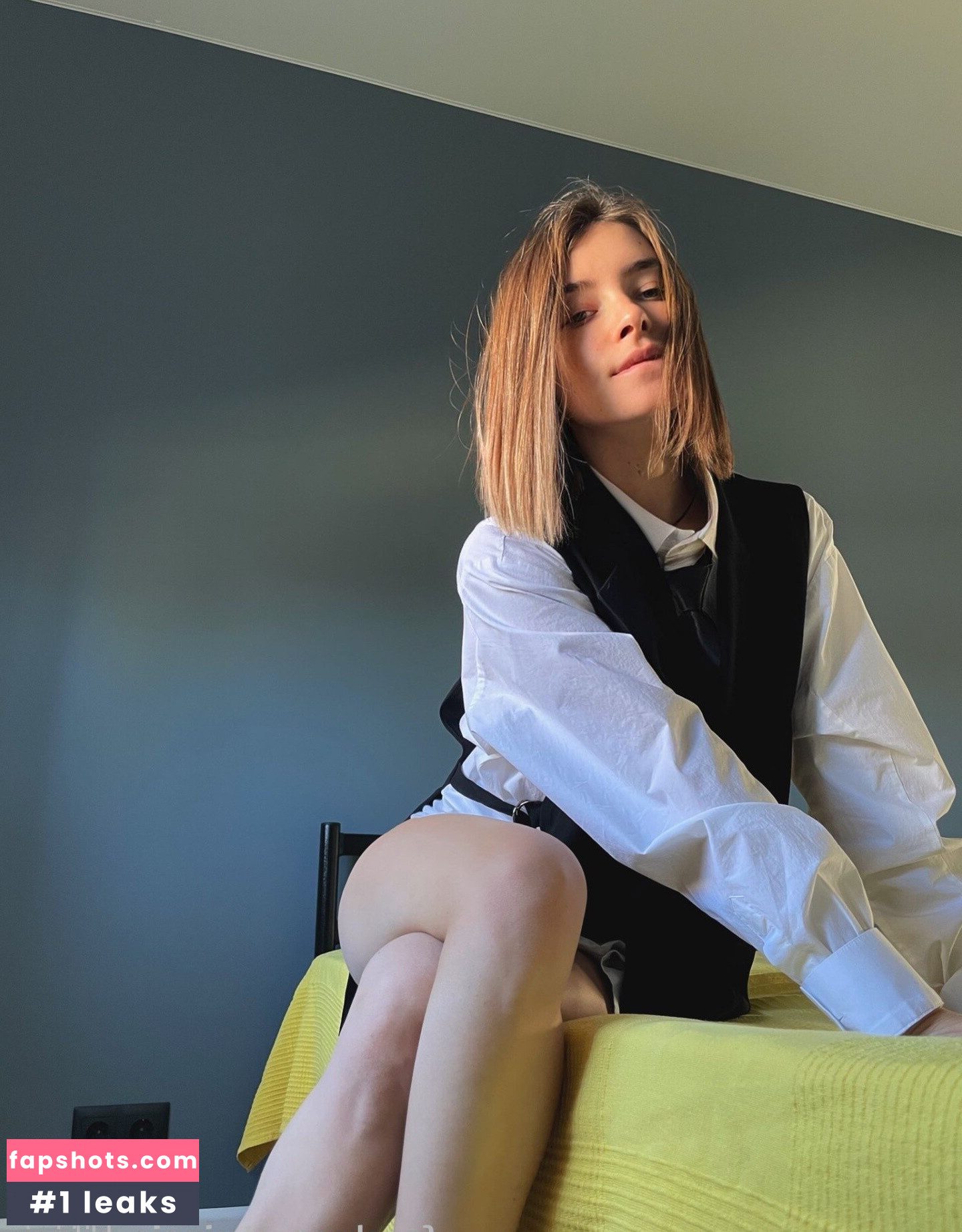 minnie_bikini_ gallery photo #24