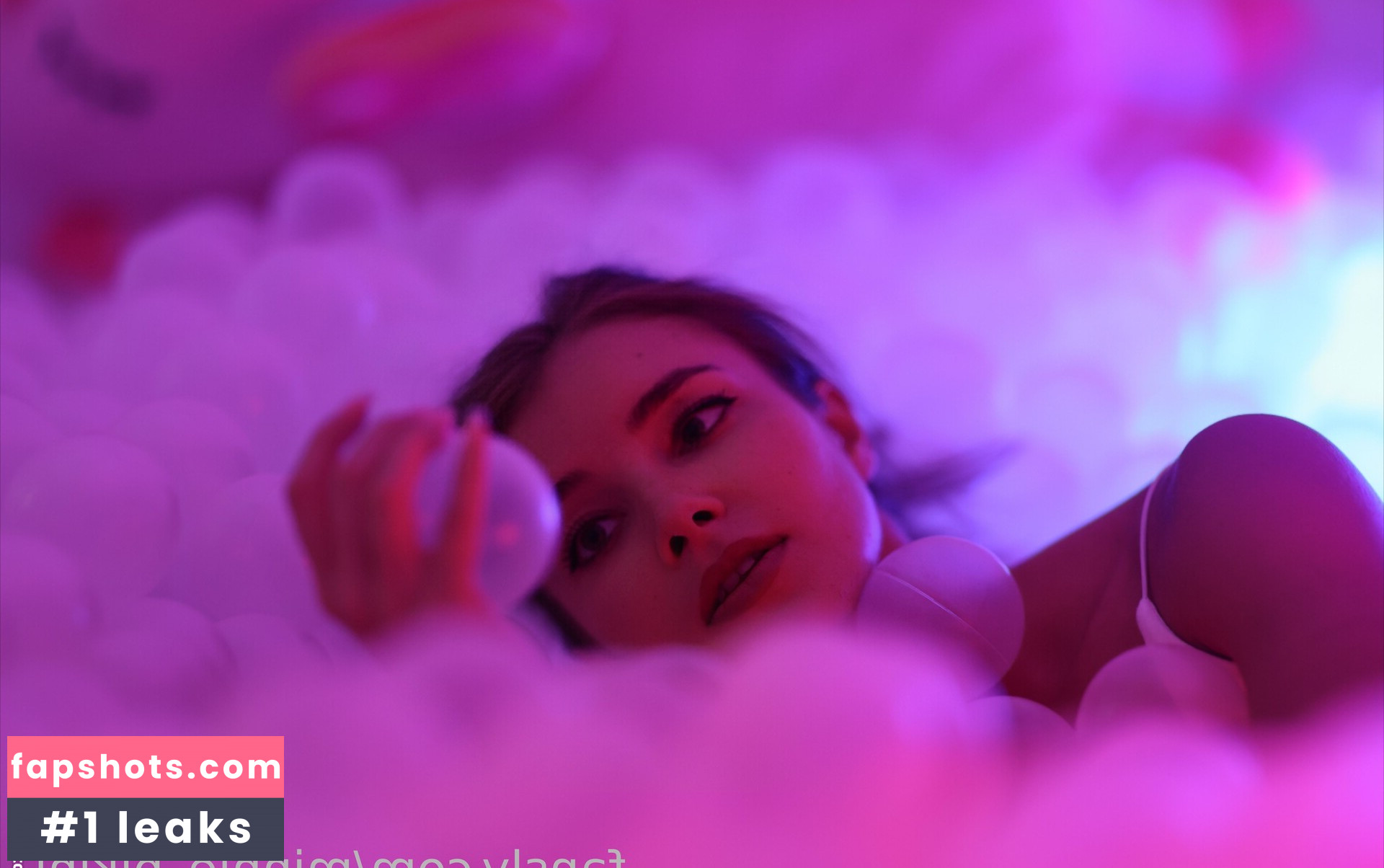 minnie_bikini_ gallery photo #52