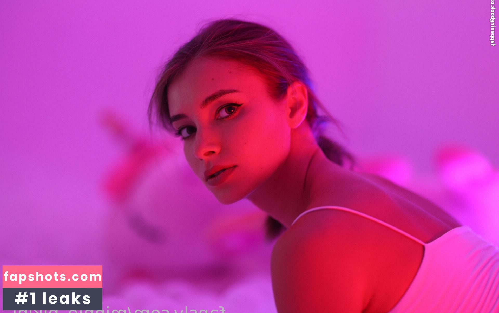 minnie_bikini_ gallery photo #56