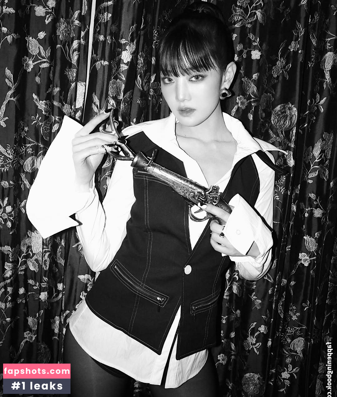 Minnie (Nicha Yontararak - I-dle gallery photo #65