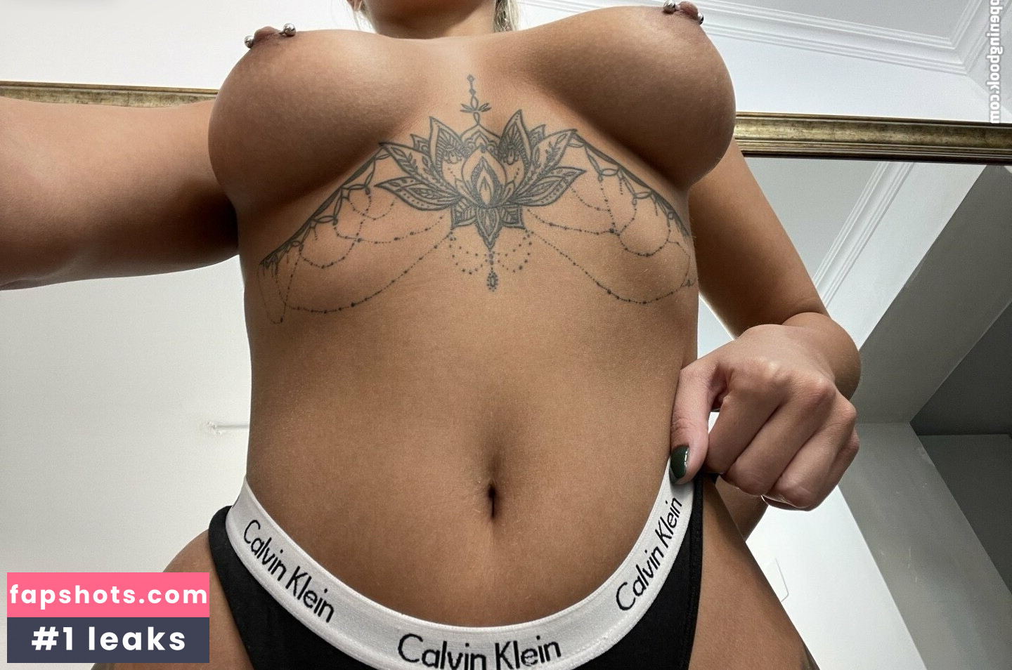 Minnie gallery photo #10