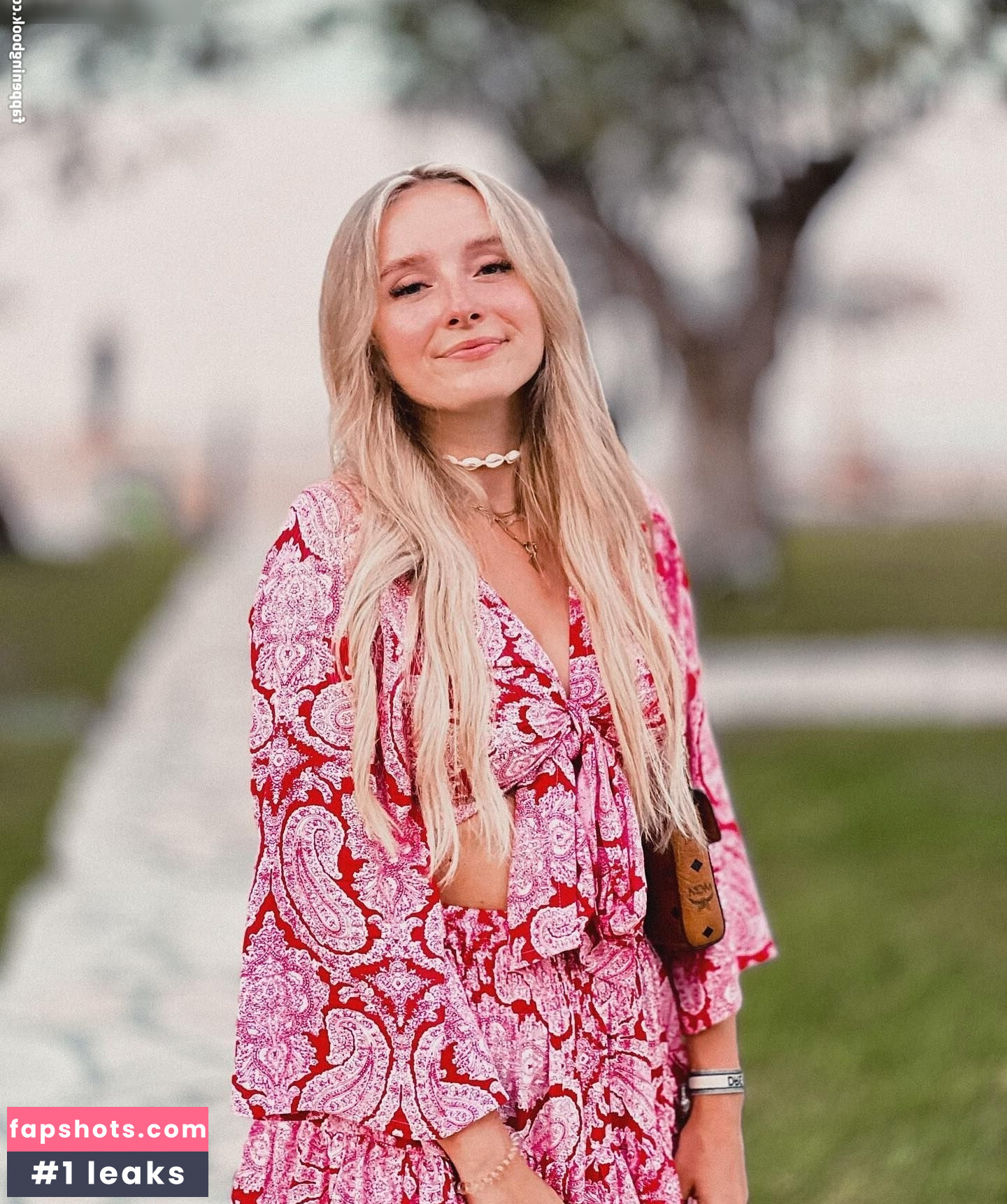 MinusElf gallery photo #29