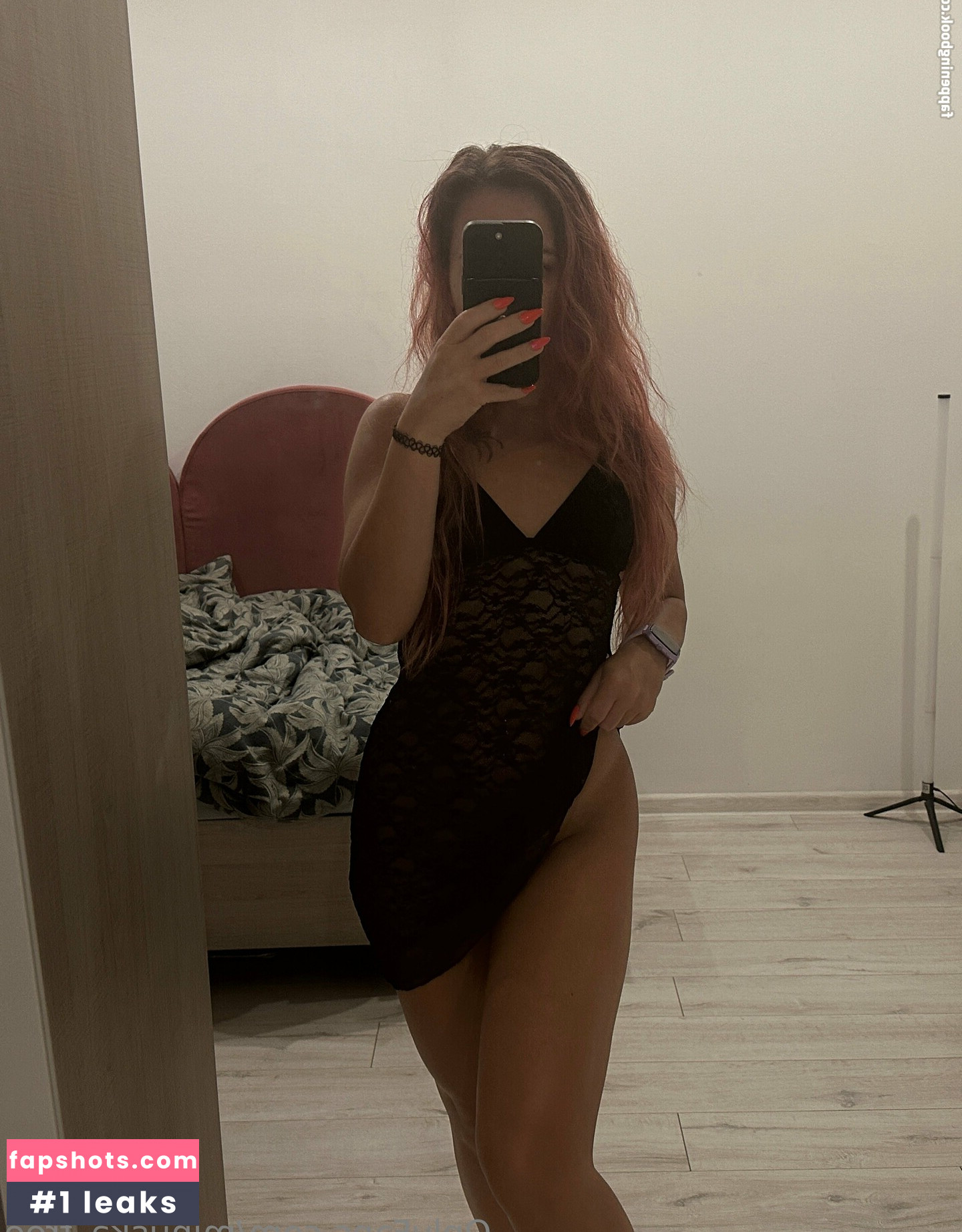 minuska_free gallery photo #6