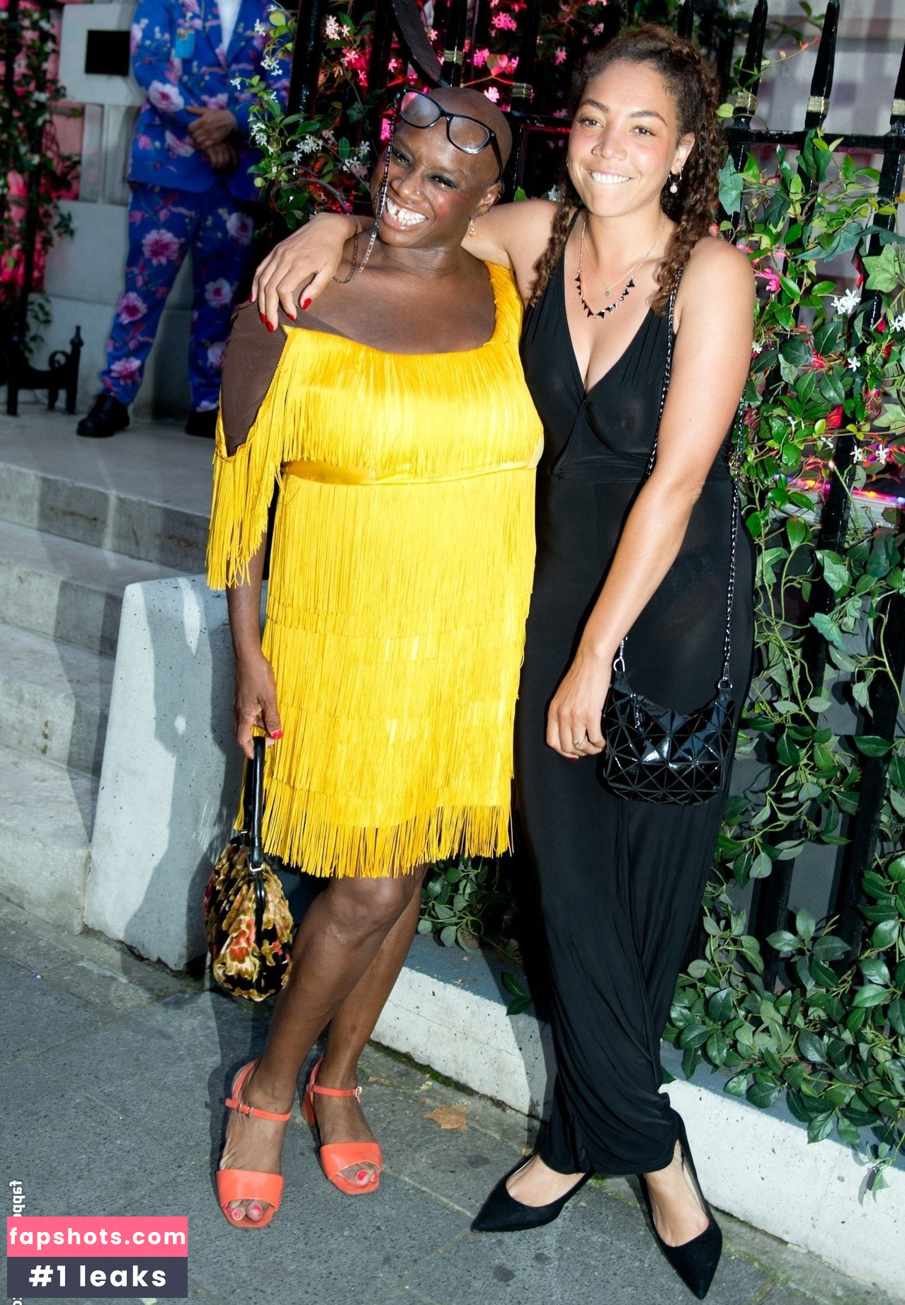 Miquita Oliver gallery photo #14