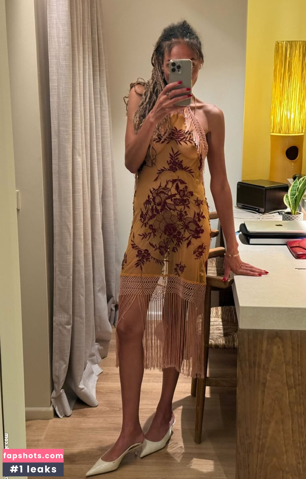 Miquita Oliver gallery photo #3