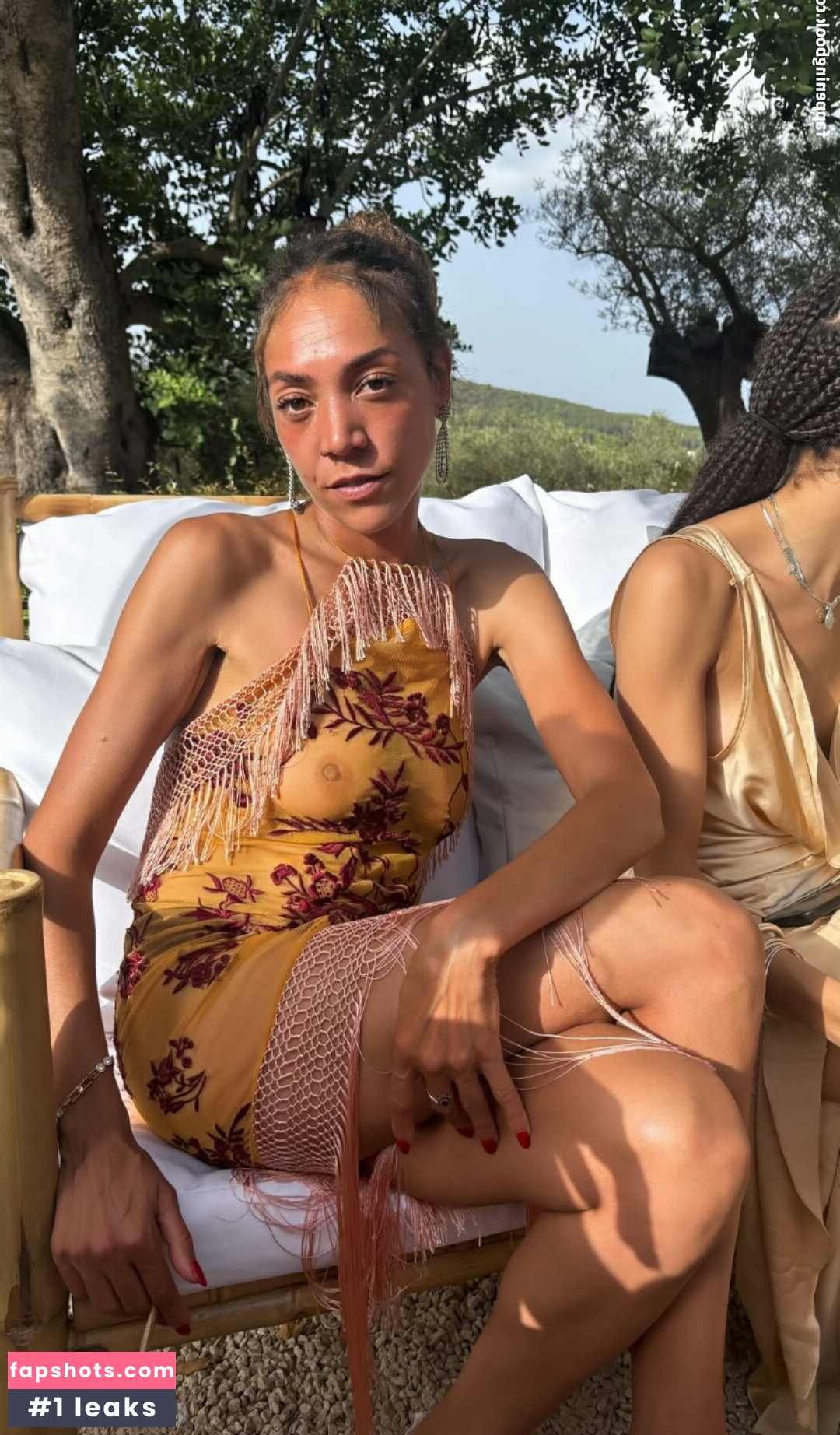 Miquita Oliver gallery photo #5