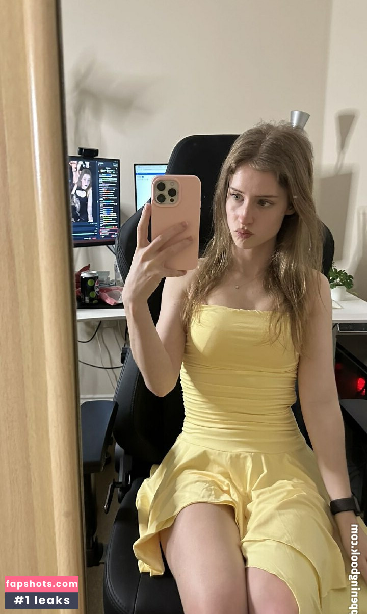 mira.004 Nude Leaks OnlyFans Photos #28 - LeakJerk