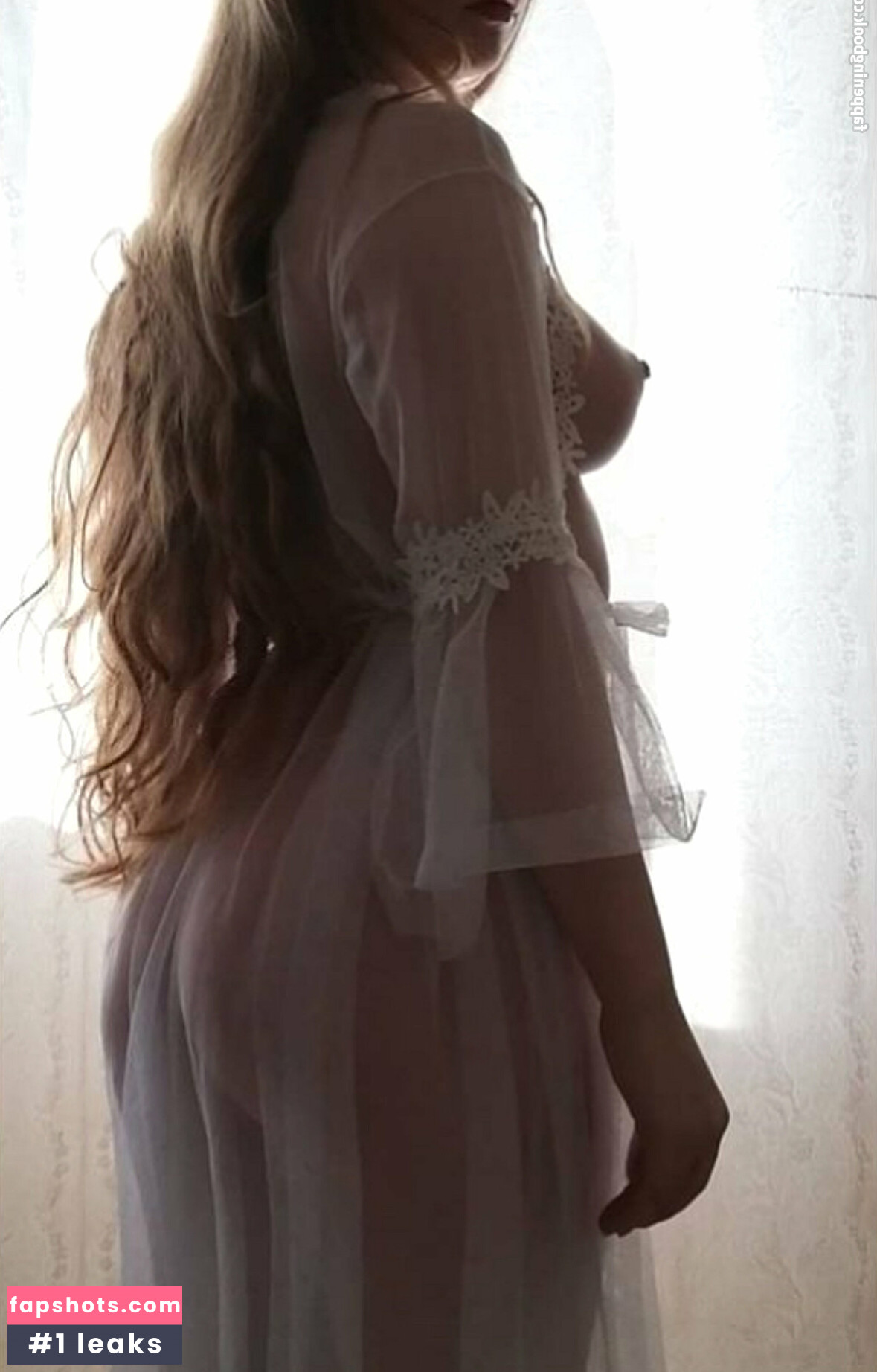 Mira Ilina gallery photo #59