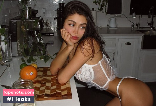 Mira gallery photo #884