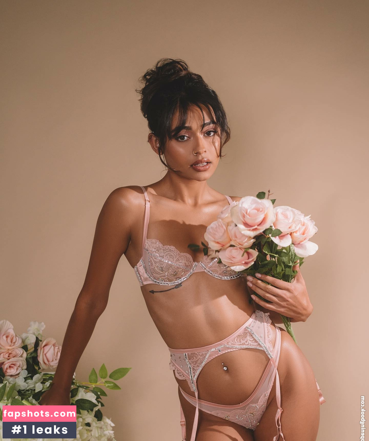 Mira Patel gallery photo #17