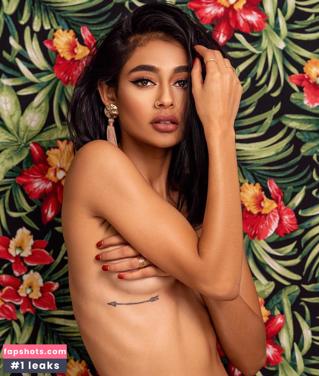 Mira Patel gallery photo #62