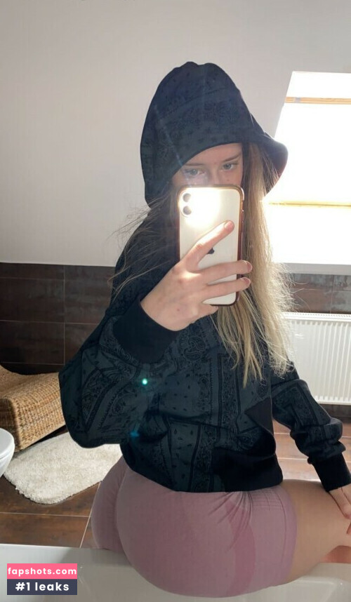 Mira Szalma Nude Leaks OnlyFans Photos #194 - LeakJerk