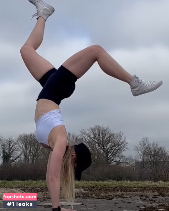 Mira Szalma Nude Leaks OnlyFans Photos #58 - LeakJerk