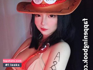 miraaamiku gallery photo #28