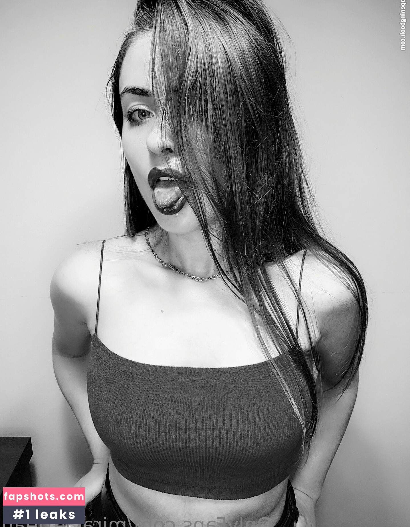 miracle_leah gallery photo #15