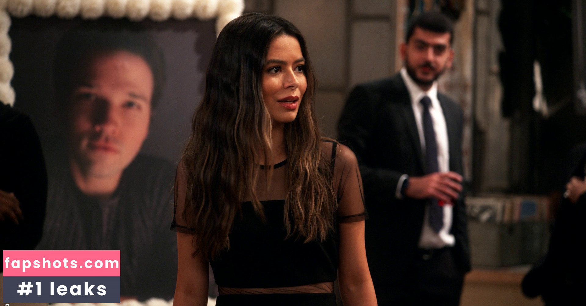 Miranda Cosgrove Nahé úniky fotek pouze od fanoušků #165 - Fapshots