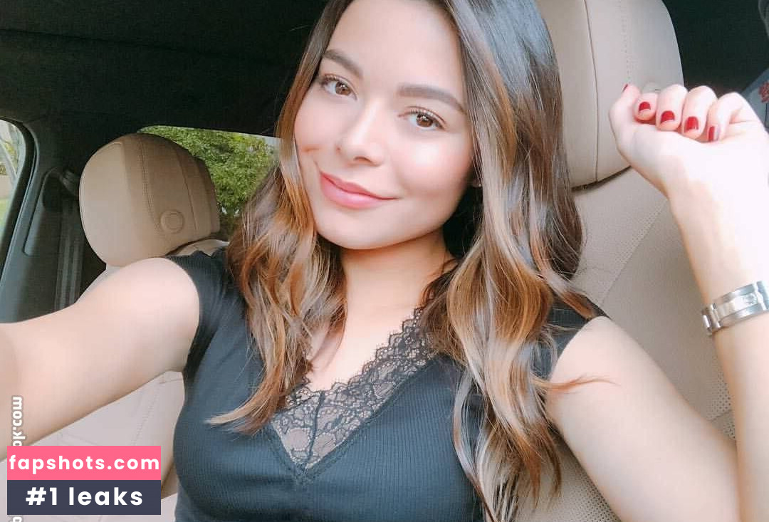 Miranda Cosgrove Nahé úniky fotek pouze od fanoušků #176 - Fapshots