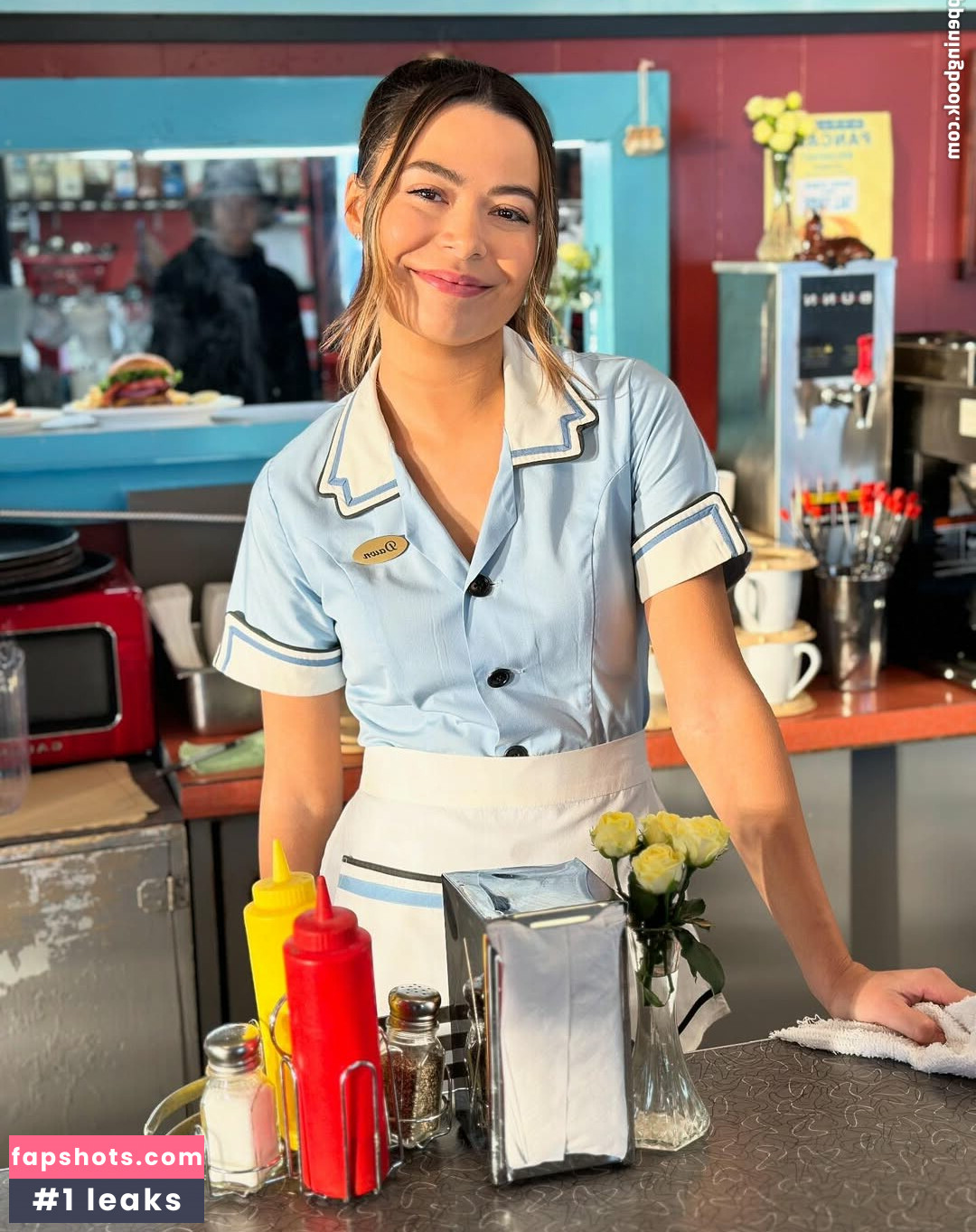 Miranda Cosgrove Nahé úniky fotek pouze od fanoušků #21 - Fapshots