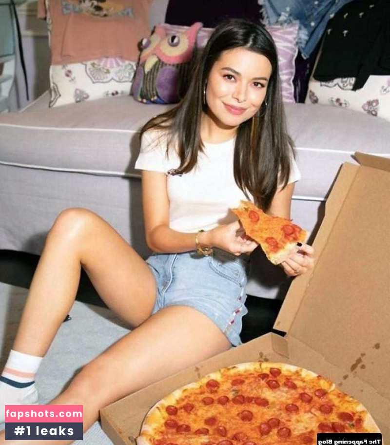 Miranda Cosgrove gallery photo #205
