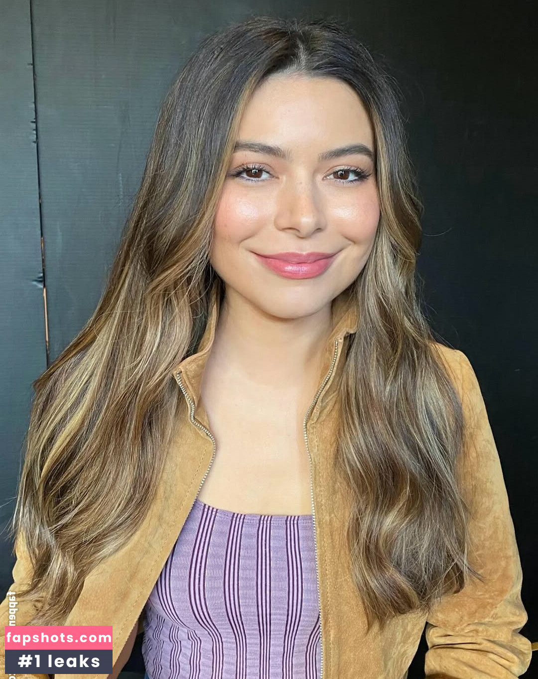 Miranda Cosgrove Nahé úniky fotek pouze od fanoušků #22 - Fapshots