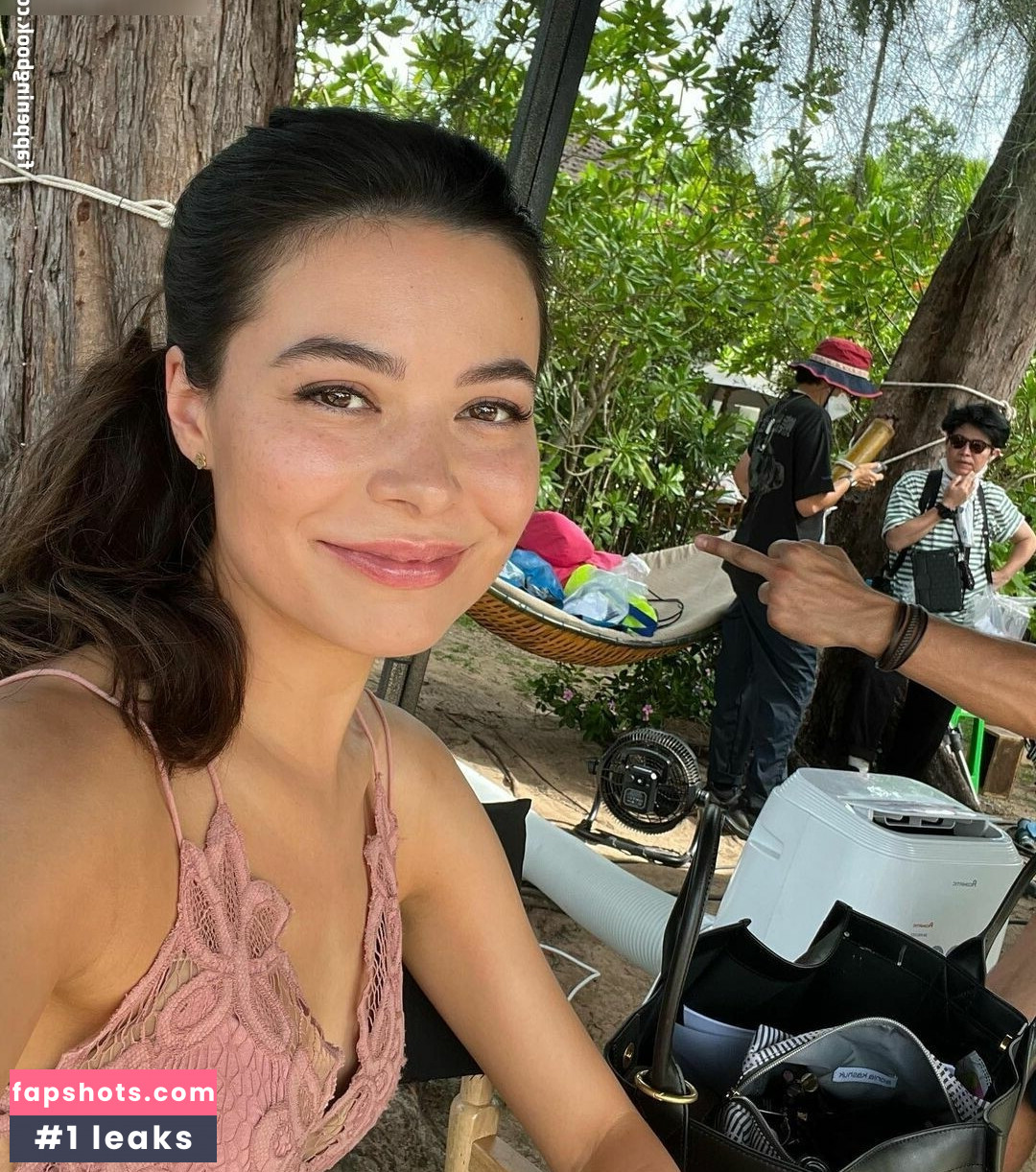 Miranda Cosgrove Nahé úniky fotek pouze od fanoušků #71 - Fapshots