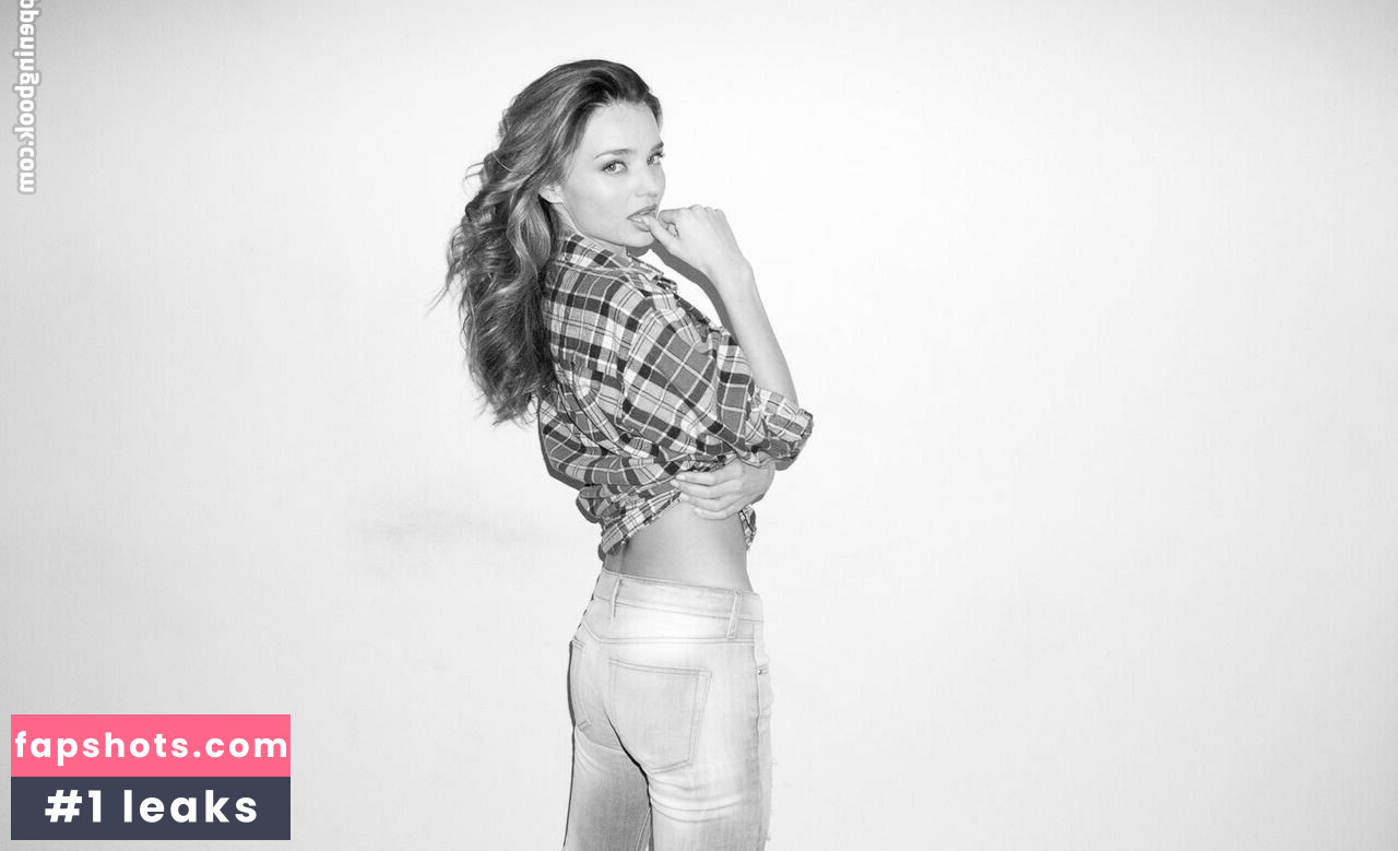 Miranda Kerr Nude Leaks OnlyFans Photos #181 - LeakJerk