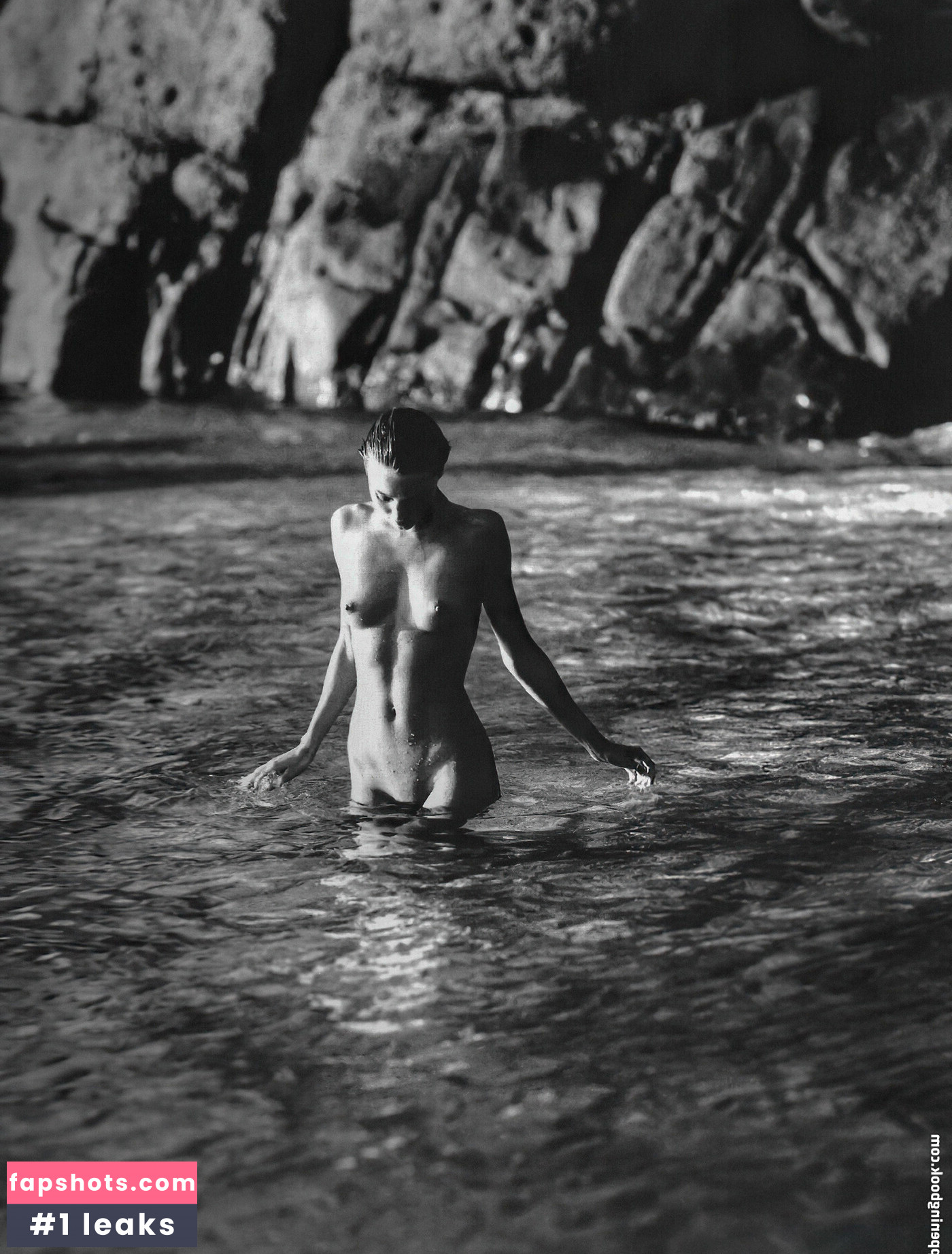 Miranda Kerr Nude Leaks OnlyFans Photos #205 - LeakJerk