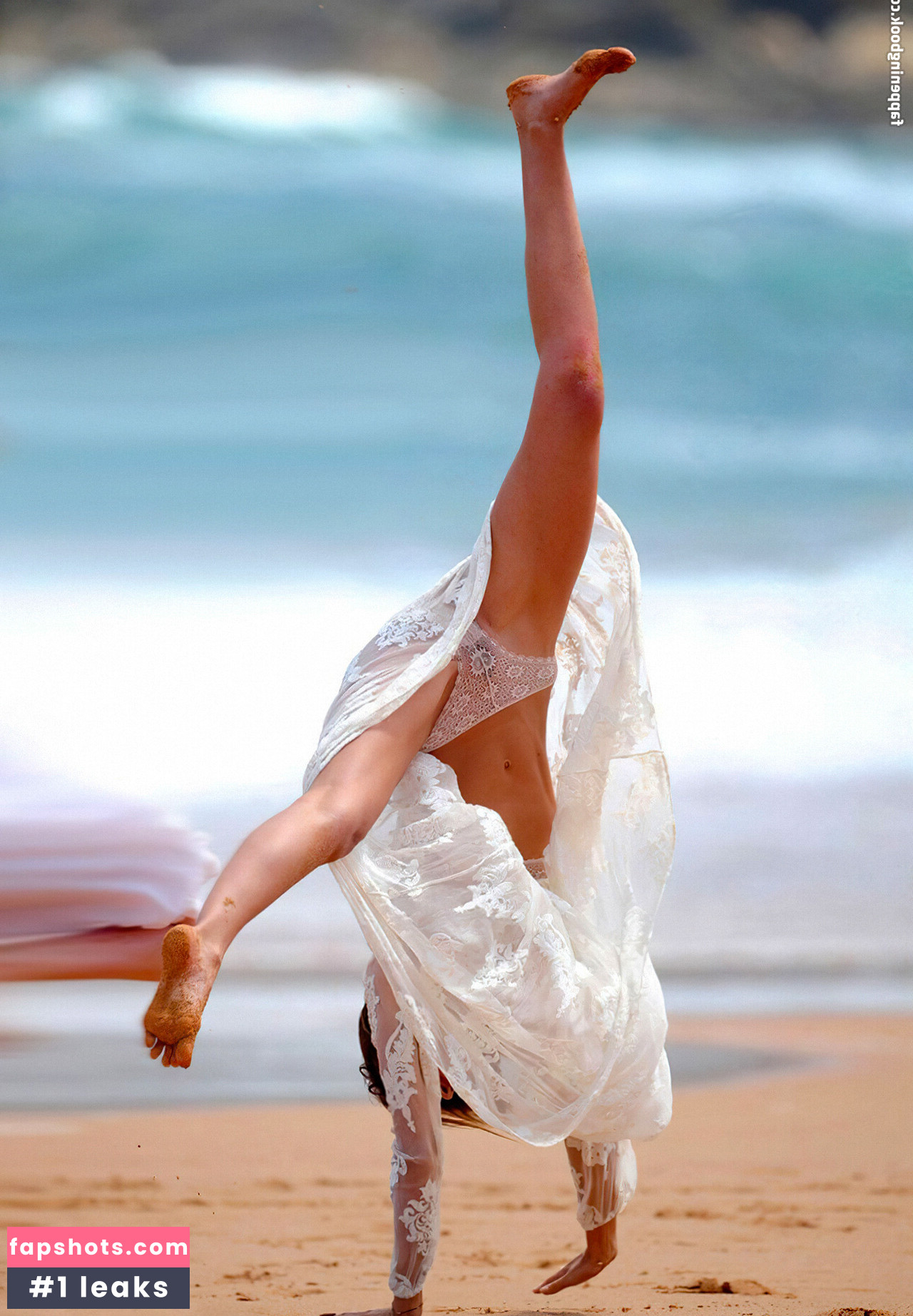 Miranda Kerr Nude Leaks OnlyFans Photos #206 - LeakJerk