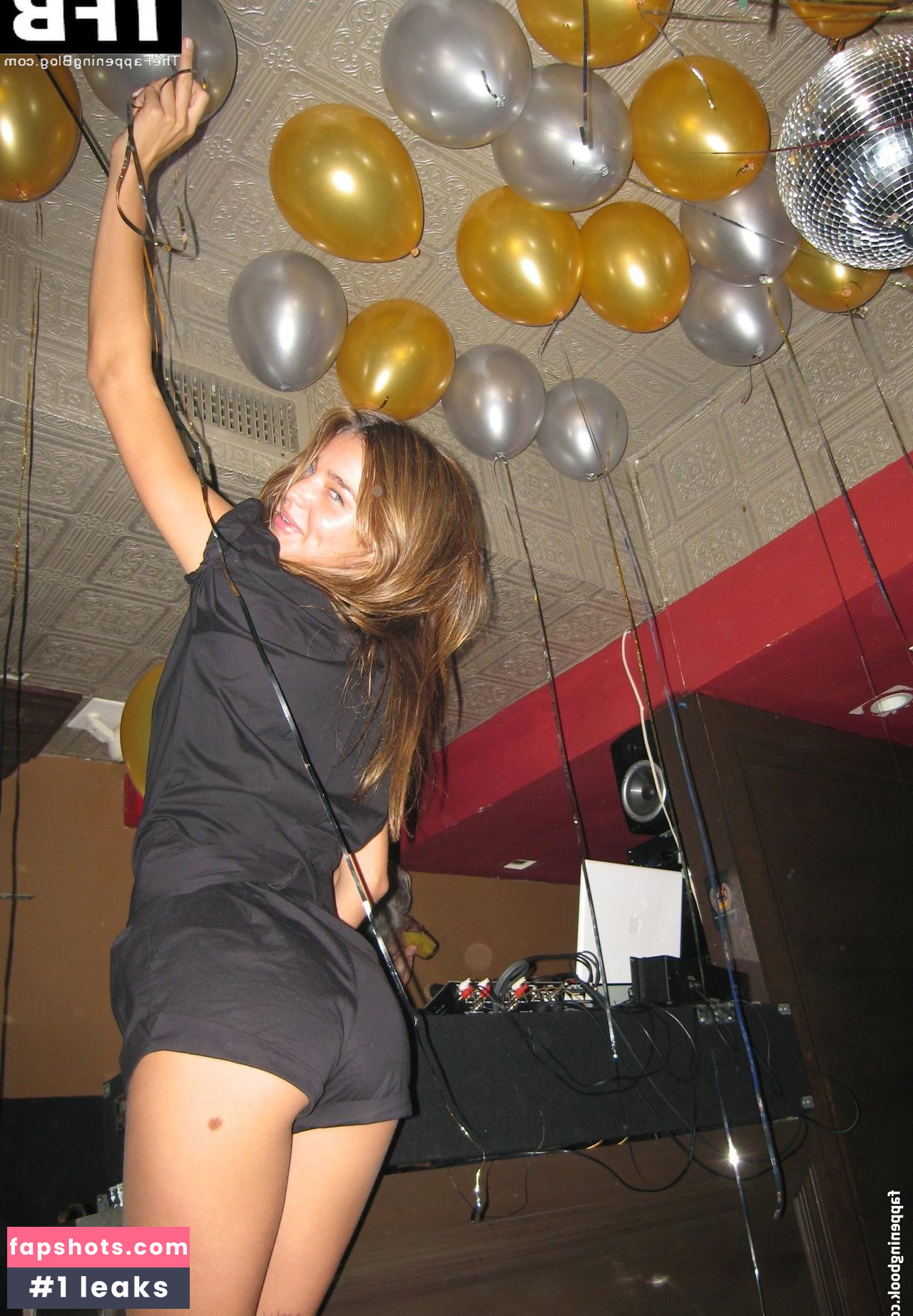 Miranda Kerr Nude Leaks OnlyFans Photos #400 - LeakJerk