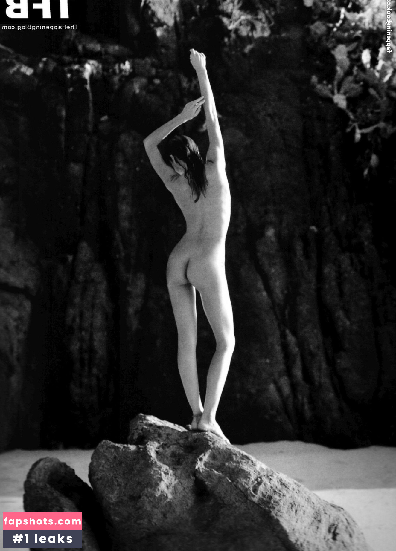 Miranda Kerr Nude Leaks OnlyFans Photos #411 - LeakJerk