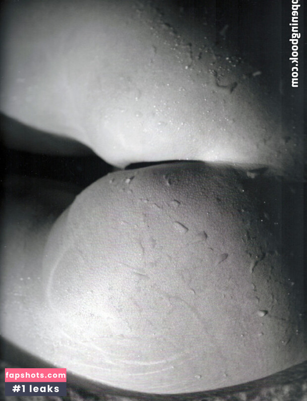 Miranda Kerr Nude Leaks OnlyFans Photos #60 - LeakJerk